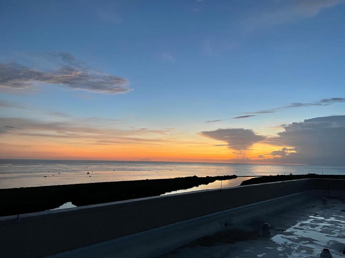 Beach Front Condo In Paradise Pulau Marco Luaran gambar